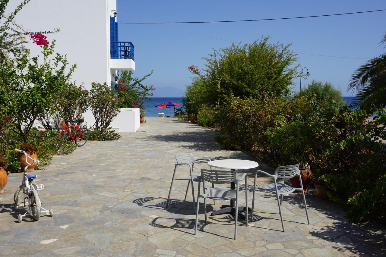 Hotel Eleni Beach Livadia  Eksteriør bilde